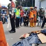 Belitung: Pengendara motor Tewas Setelah Tabrak Panther yang Sedang Menuju Pantai Belitung: Pengendara motor Tewas Setelah Tabrak Panther yang Sedang Menuju Pantai