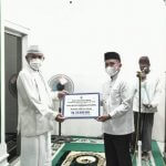 Wali Kota Pangkalpinang Beri Bantuan Uang Rp50 Juta untuk Masjid Al Ihsan Pangkalbalam Wali Kota Pangkalpinang Beri Bantuan Uang Rp50 Juta untuk Masjid Al Ihsan Pangkalbalam