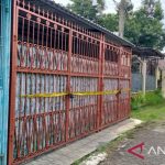 Penemuan jenazah satu keluarga di Perumahan Citra Satu, Kalideres Penemuan jenazah satu keluarga di Perumahan Citra Satu, Kalideres