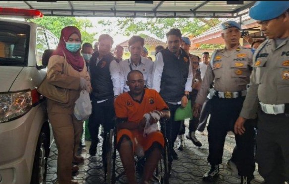 Riki (26) Pelaku Pembvnvhan Istri Dan Anak Berusia 9 Bulan Di Perumahan Ayra 3 Kel.Tamberan Pangkalpinang Kemarin Menghembuskan Nafas Terakhir Di Rumah Sakit Bhayangkara Riki (26) Pelaku Pembvnvhan Istri Dan Anak Berusia 9 Bulan Di Perumahan Ayra 3 Kel.Tamberan Pangkalpinang Kemarin Menghembuskan Nafas Terakhir Di Rumah Sakit Bhayangkara